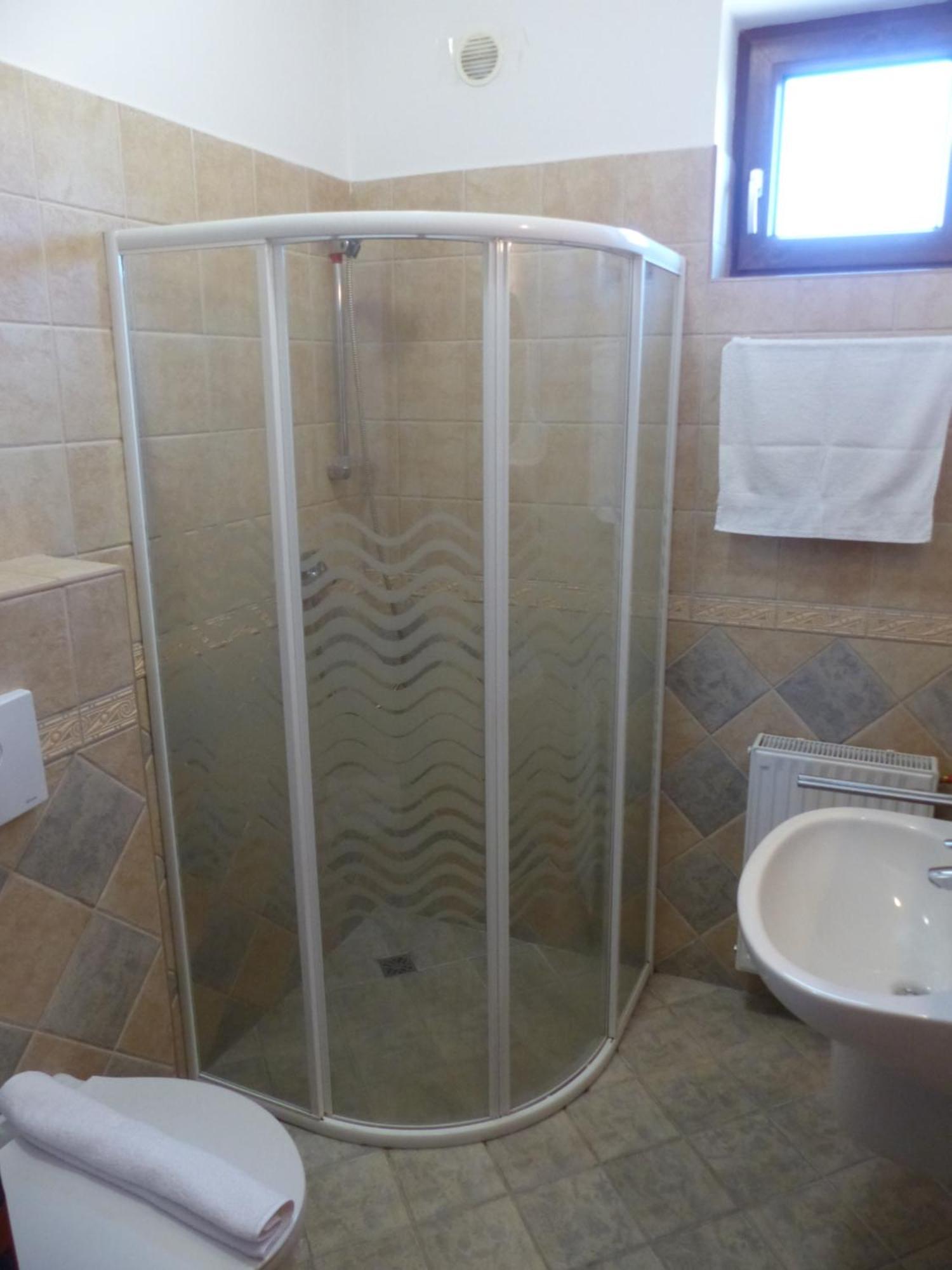 Toscana Lakeside Apartments I - II Family Friend Siofok Bilik gambar
