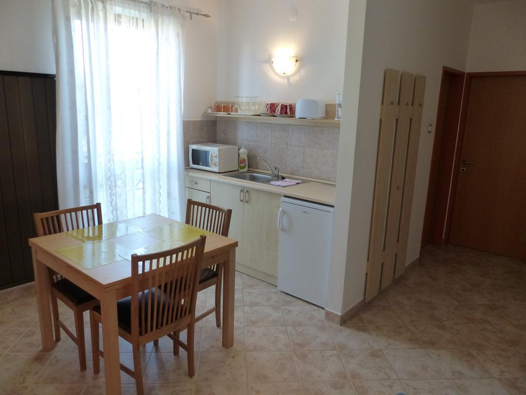 Toscana Lakeside Apartments I - II Family Friend Siofok Luaran gambar