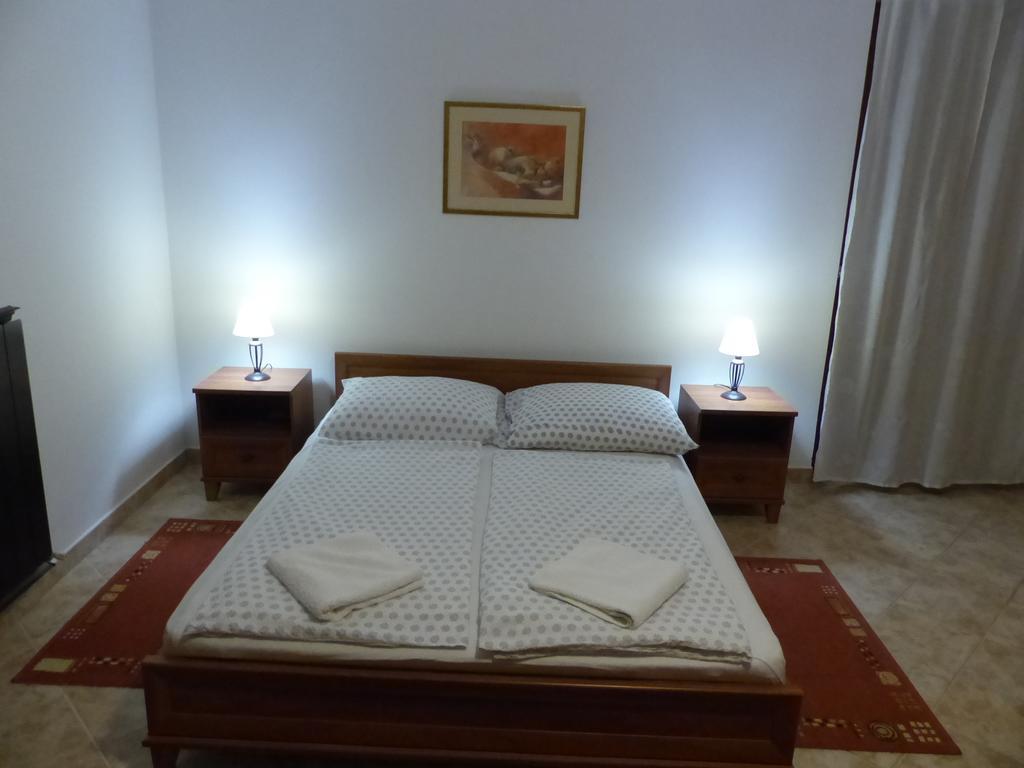 Toscana Lakeside Apartments I - II Family Friend Siofok Bilik gambar