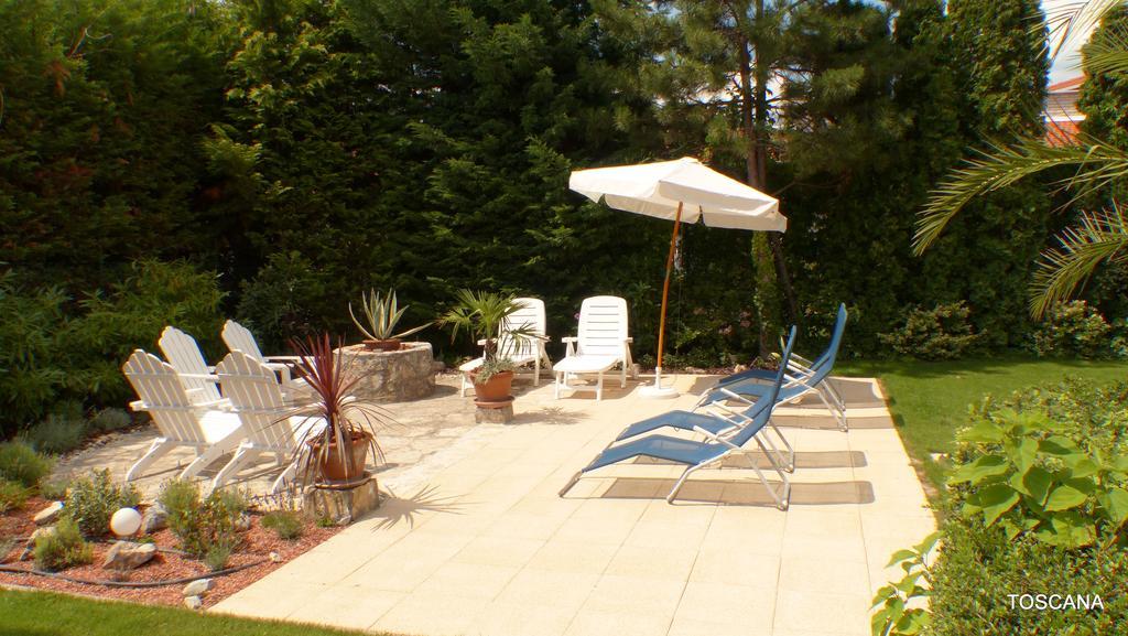 Toscana Lakeside Apartments I - II Family Friend Siofok Luaran gambar